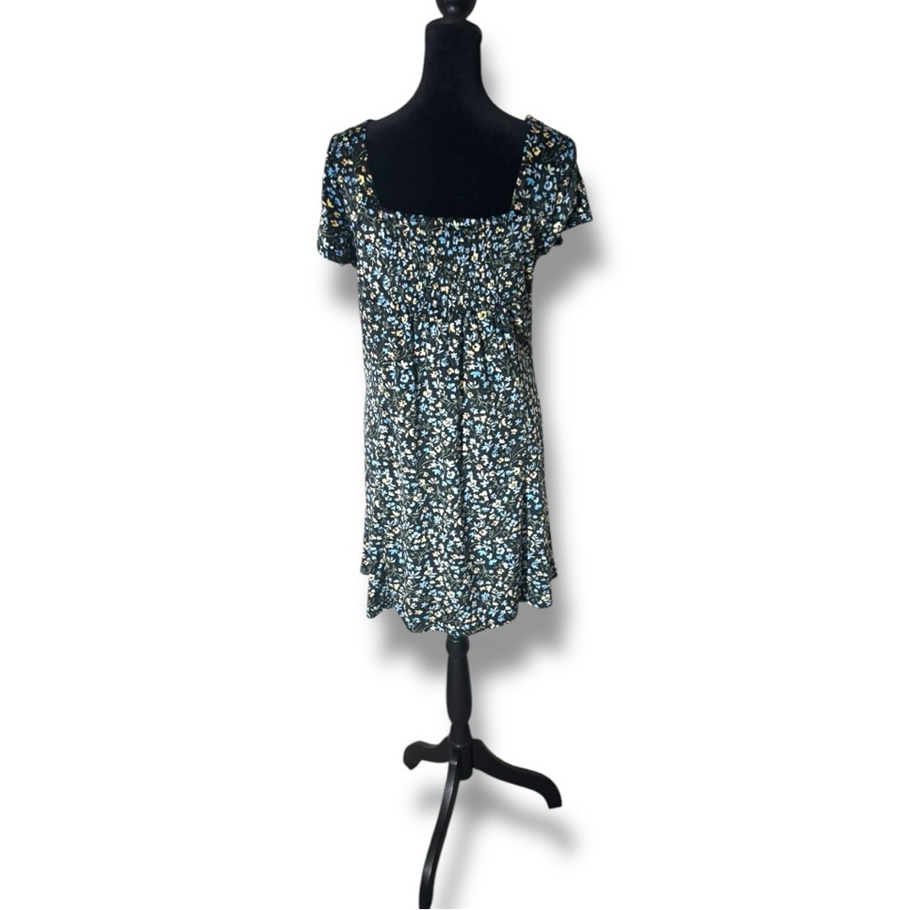 Planet Gold Black Small Floral Print Velvet Short Cap Sleeves Flared Mini Dress - Picture 5 of 15